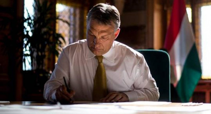 Orbán egy posztban védte meg Semjént és a Hadházyéknak harangozó papot