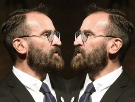 Ti, szájerjóskák, ti mind! –  Selmeci János jegyzete