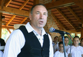 Vádat emeltek Boldog István és társai ellen