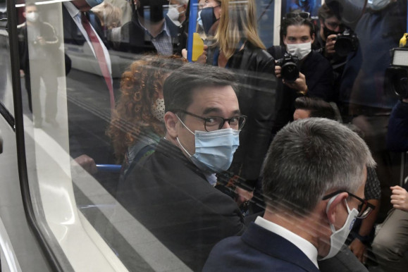 Karácsony jelentést kért Bolla Tibortól