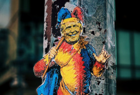 A politikai pojácák hatalma véges – Kárpáti János jegyzete