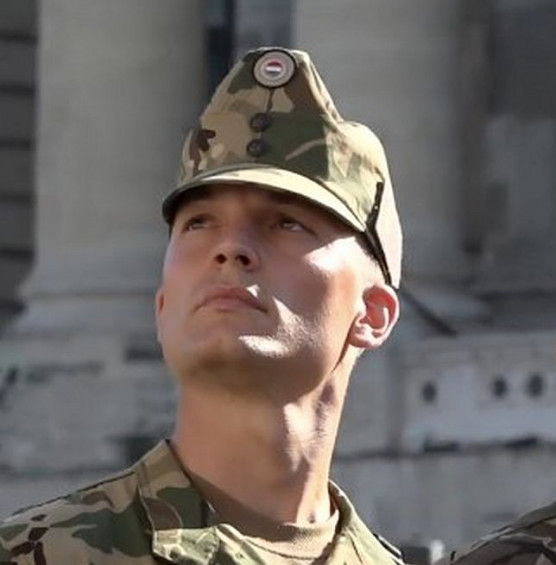 Honvédelmi miniszter: Orbán Gáspár a csádi misszió előkészítésében vesz részt