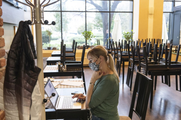 Nincs meglepetés, a kereskedelem állta a harmadik hullámot