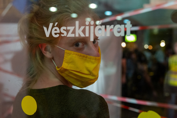 Egy lövészhuszár is tudhatja, egy vár ereje nem a falakban vagyon – Dési János jegyzete