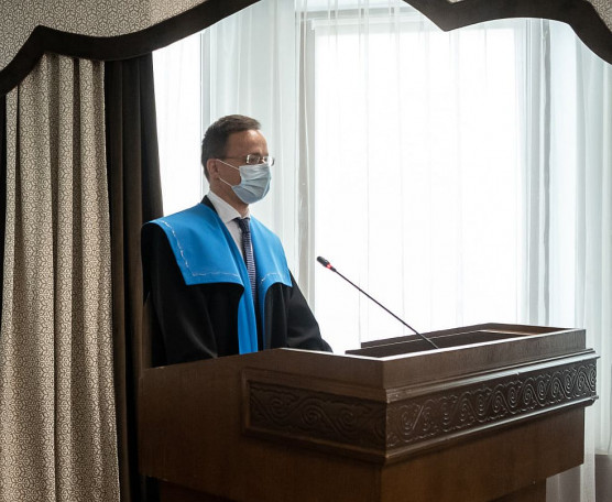 Szijártó: Kazahsztánban jól szervezett akcióval próbálták megdönteni az alkotmányos rendet