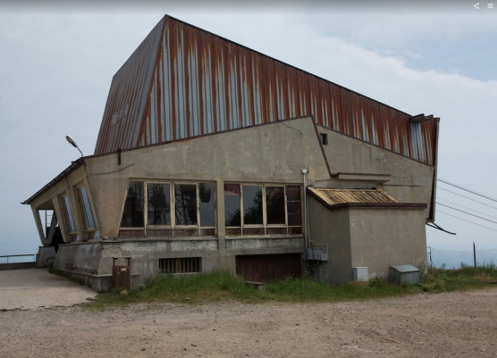 12 halottja van az észak-olaszországi felvonó balesetnek