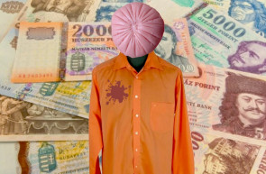 Pörköltszaftos, turkált parizer, bérből és fizetésből – Selmeci János jegyzete