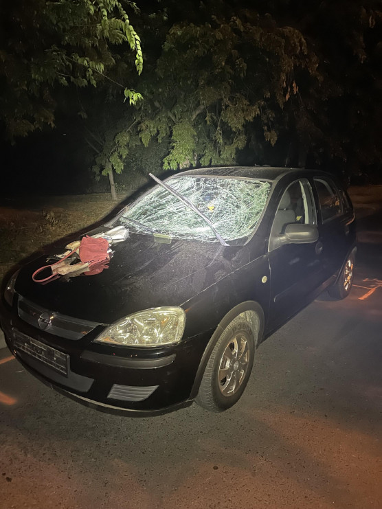 Öt embert ütött el egy 19 éves lány