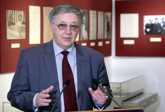 Lovász László: Az ország kárára válik, amit Orbán csinál