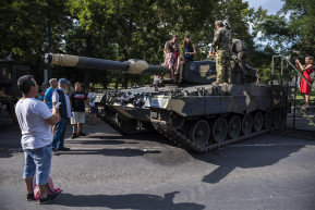 Magyarország több fegyvert vett a németektől, mint az USA