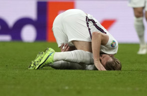 A magyarokon a világ szeme, amikor az angolok ma letérdelnek a Puskásban