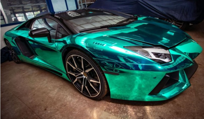 Lamborghinit árverezne az adóhatóság, de megjelent a valódi tulajdonos