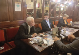 Kirakták Márki-Zayt és Pálinkást egy debreceni étteremből