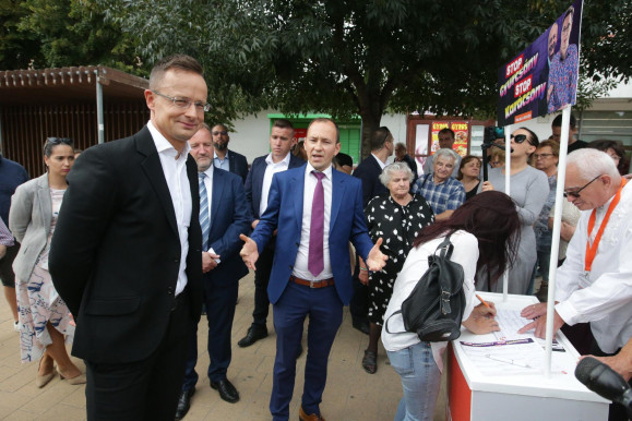 Szijjártó a Szputynik miatt nem mehet az ENSZ-be?