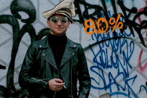 A málnaszőr, ha kavarják – Szénási Sándor jegyzete