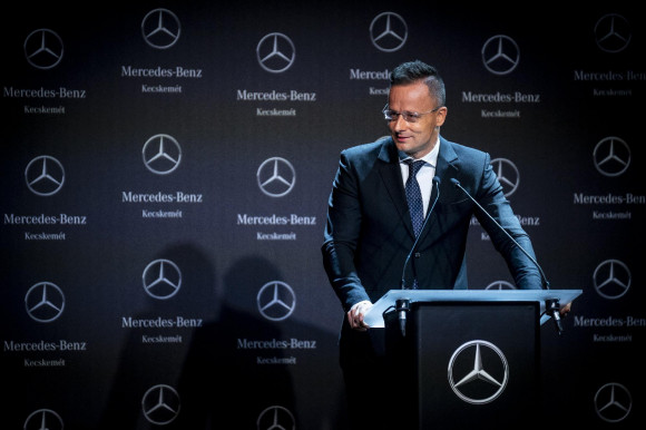 Orbán berlini támogatásának három oka: az Audi, a Mercedes, a BMW