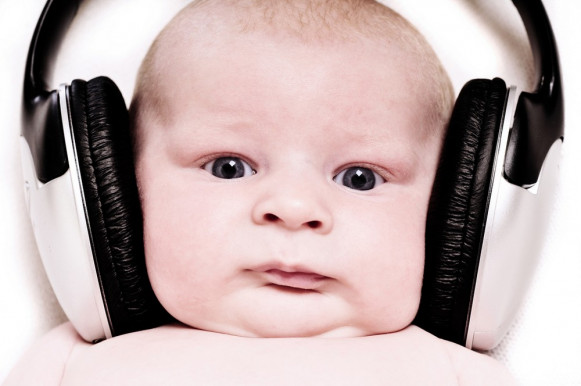 November 20.: A gyermekek jogainak világnapja, A transzneműek emléknapja és Az ifjú zenebarátok világnapja