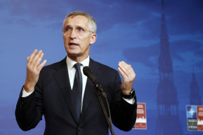 Stockholmban a NATO-főtitkár és a fideszes képviselők