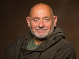 Orlaiék színházi ajándékkosara