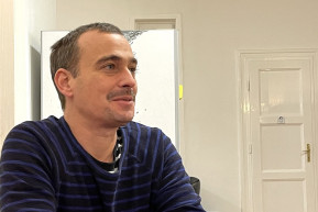 A képek csodálat tárgyává válnak