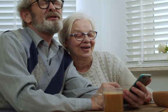 Itt nincs a kütyü elásva – Hardy Mihály jegyzete