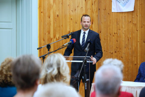 Pár állásáról lemondott a keszthelyi polgármester