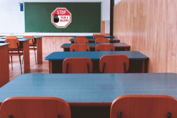 Negyven nap karanténban – Selmeci János jegyzete