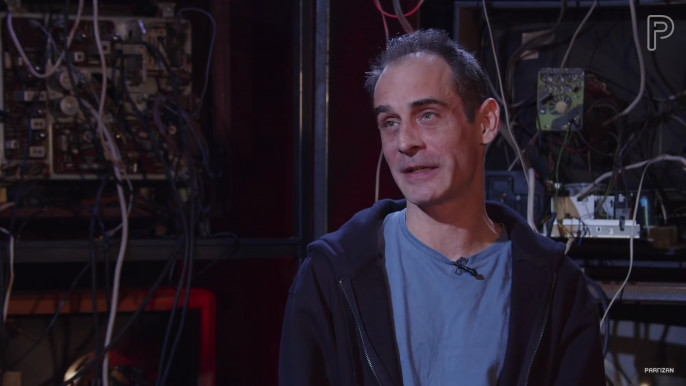 A kutyapártos Kovács azt kéri a fideszesektől, ne támogassák őket