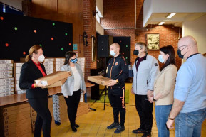 Elmarasztalta a választási bizottság az állami laptopokat osztogató fideszes jelöltet