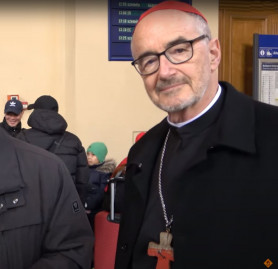 A pápa küldötte a Keleti pályaudvaron: Mi lesz a nem európaiakkal? Aggódunk az érkező menekültek további sorsa miatt