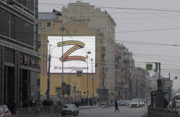 Miért hal meg Ukrajnában minden nap rengeteg ukrán és orosz? Egy év után már kellene érdemi válasz