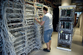 Hadházy: Újabb korrupciós ügyben indított eljárást az OLAF