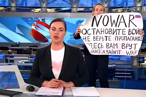 Franciaország menedékjogot ajánlott, az orosz tévés nem fogadta el