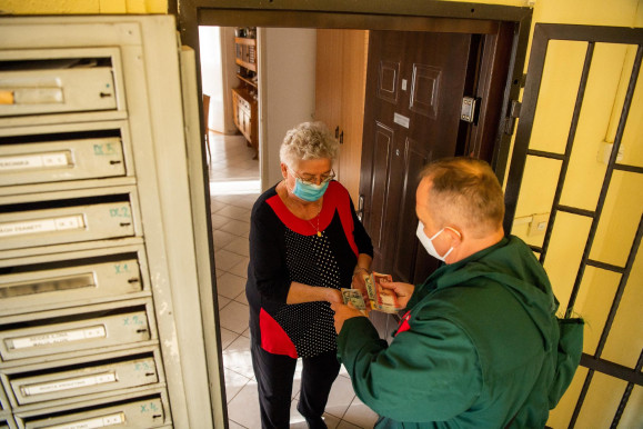 Jövő héten átlagosan 52 ezer forinttal többet kapnak a nyugdíjasok