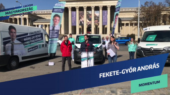 Hangszórós kisbuszokkal indult az ellenzék a billegő körzetekbe, hogy ott is meghallják üzeneteiket