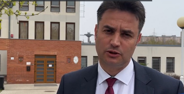 Márki-Zay rémhírterjesztésért feljelenti Szijjártót