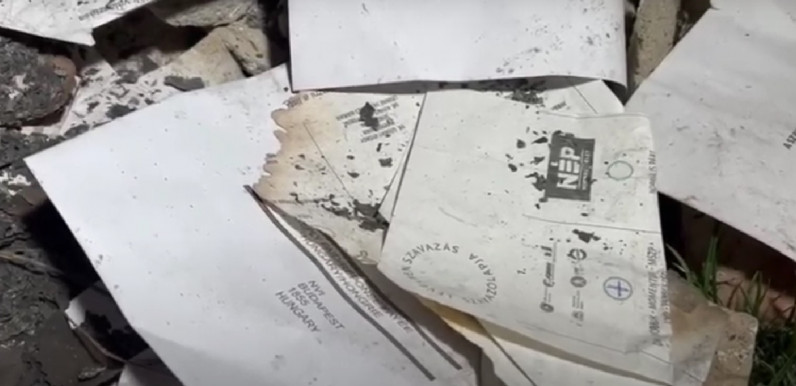 A Fidesz szerint a baloldal gyújtotta fel az erdélyi szavazólapokat, sőt, 2006-ban a tévészékházat is