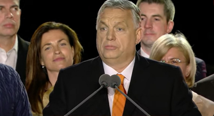 Orbán Zelenszkij-ellenes szövegeit ismételgeti az orosz állami tévé