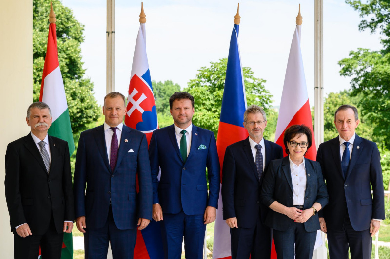 A V4 országok parlamenti elnökeinek találkozója Fehérvárcs