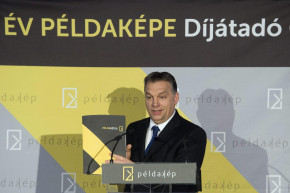 Amerikában a barátok gazdagodására és a hatalom megtartásához használják Orbán módszereit