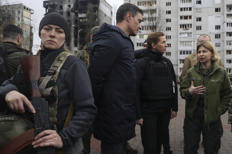 Ukrajnai háború  A dán és a spanyol kormányfő Kijevben