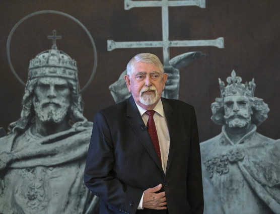 Kásler átvette a Magyarságkutató Intézet vezetését