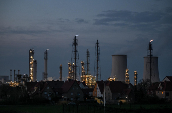 Felmentést kaphat Magyarország az orosz olajembargó alól