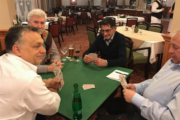 Nem bíznak Orbán négy pontjában, ez nem hűti le a pénzpiacokat