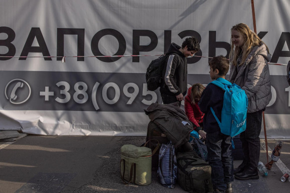 Ők is a háború áldozatai: gyerekek ezreit telepítik át Oroszországba