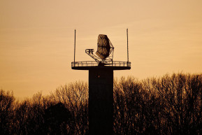 Beszáll a hadiiparba a 4iG