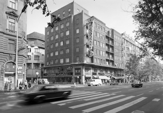 Az Anno Budapest a Metro Klubba megy