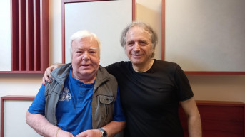 „A humor egy racionális dolog” – Dolák-Saly Róbert az Ötösben