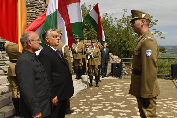 Orbán birodalomi törekvésein viszolyognak Angliában