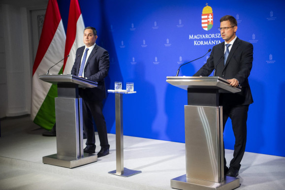 Most már Gulyást is hülyézi a Ryanair-vezér